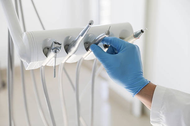 Professional Emergency Dentist technician working in Delta, OH
